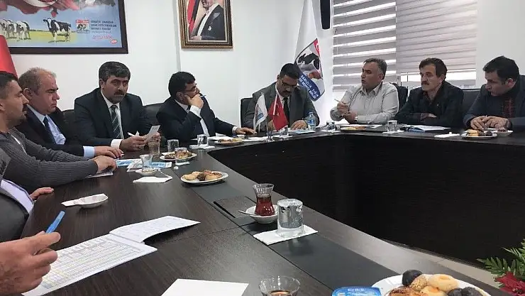 'Süt üreticilerinin sorunları masaya yatırıldı'