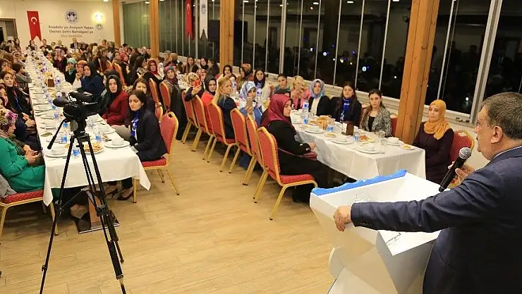 '`Bir Kadın Bir Ömür´ adlı etkinlik yoğun katılımla gerçekleştirildi'