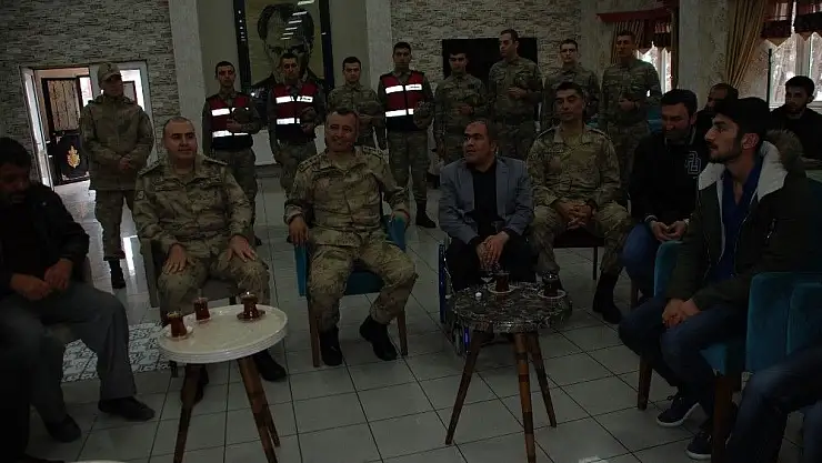 'Engelliler gönüllü askerlik başvurusu yaptı'