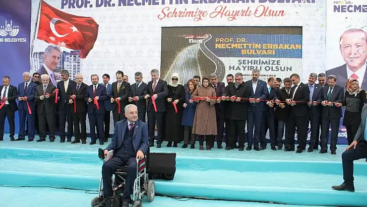 'Fatih Erbakan babasının adı verilen bulvarın açılışına katıldı'