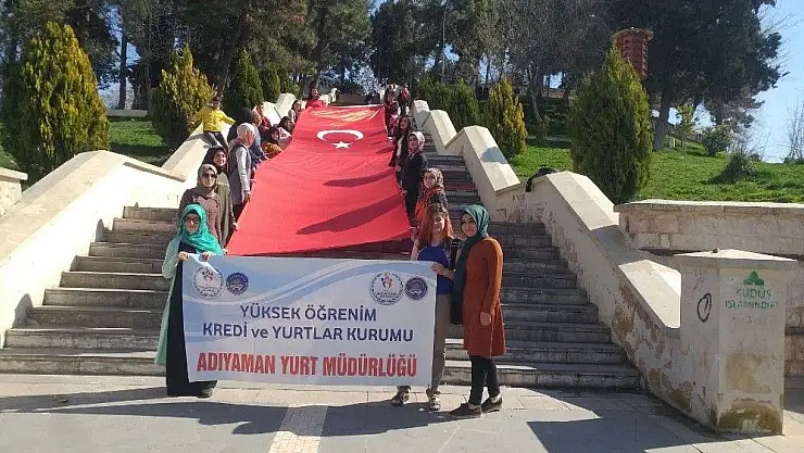 'KYK öğrencileri Mehmet Akif Ersoy´u andı'