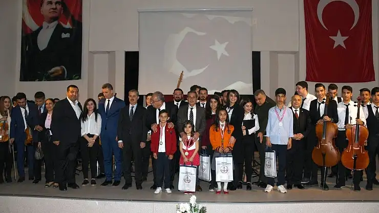 'Vatan Şairi Mehmet Akif Ersoy anıldı'