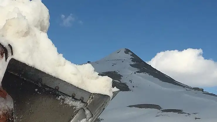 'Nemrut yolu kardan temizlendi'