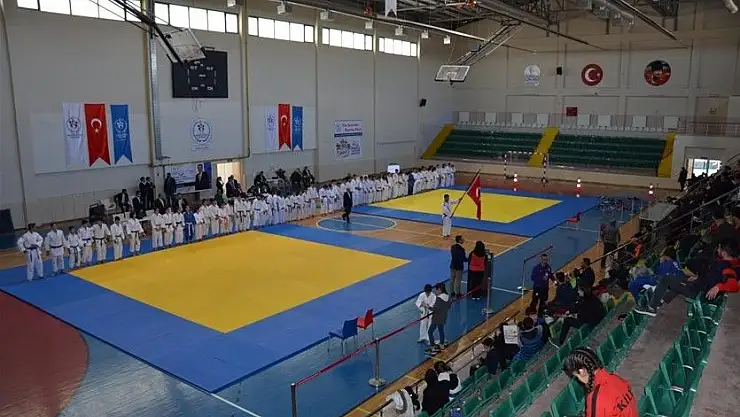 'Judo Anadolu Yıldızlar Ligi Yarı Final Müsabakaları devam ediyor'