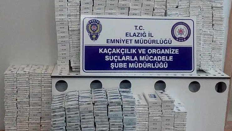 'Gizli bölmede 2 bin 560 paket kaçak sigara ele geçirildi'
