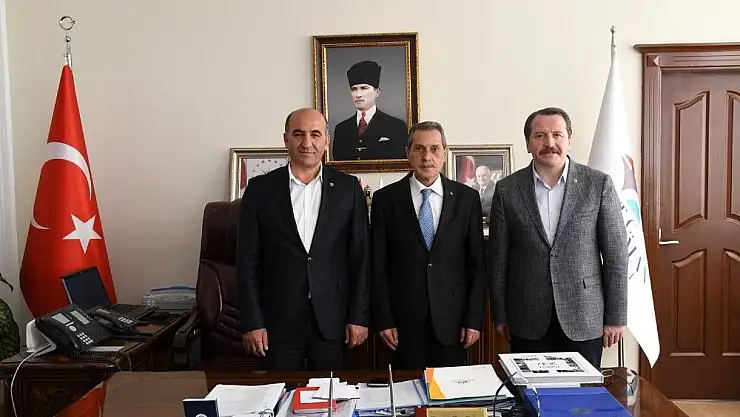 'Memur-Sen Genel Başkanı Ali Yalçın Vali Kalkancı´yı ziyaret etti'