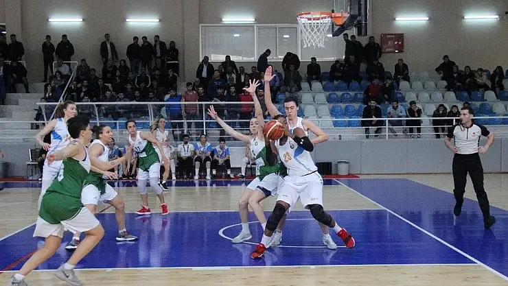 'Bilyoner.com Kadınlar Basketbol Ligi: Elazığ İl Özel İdare: 63 - Urla Belediyesi: 60'