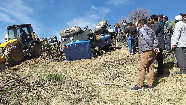 'Traktör devrildi: 1 ölü'
