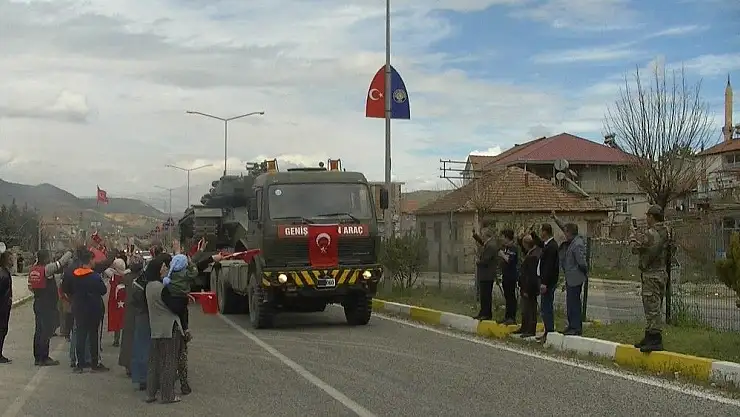 'Sınıra zırhlı araç sevkıyatı'