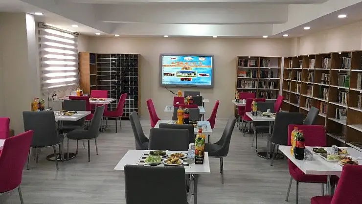 'Yıldızeli´nde ´Kitap Cafe´ açıldı'