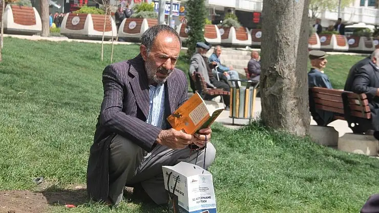 'Elazığ´da `Sessiz kitap okuma´ etkinliği'