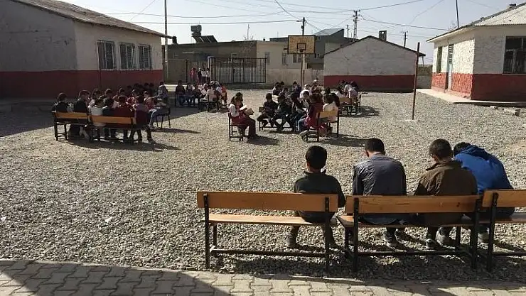 '`Köseler Ortaokulu Okuyor´ etkinliği düzenlendi'