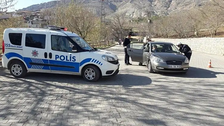 'Tut ilçesinde asayiş uygulamaları devam ediyor'