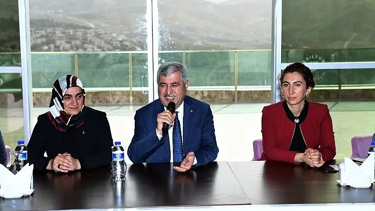 'Özalperliler Belediyenin yatırımlarını inceledi'