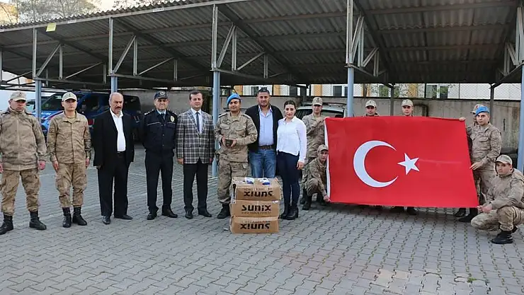 'Afrin´deki Mehmetçiğe 300 powerbank'