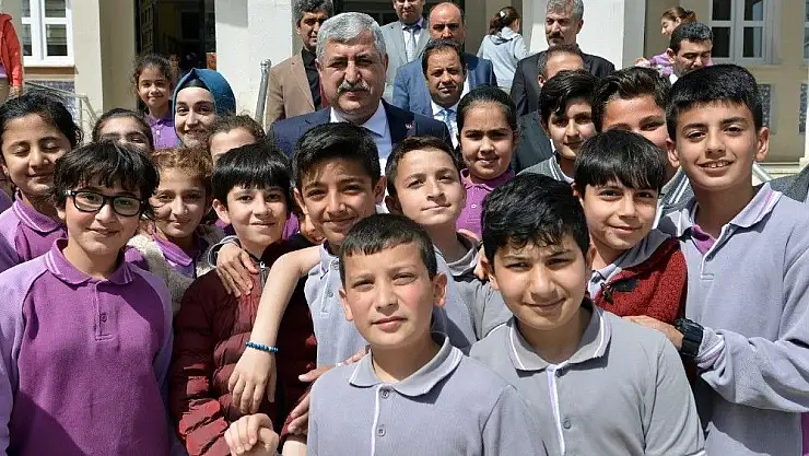 'Başkan Polat, İmam Hatipli öğrencilerle buluştu'