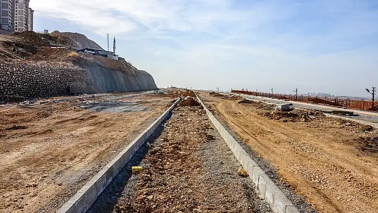 Güney Kuşak Yolunda inşaat çalışmaları sürüyor