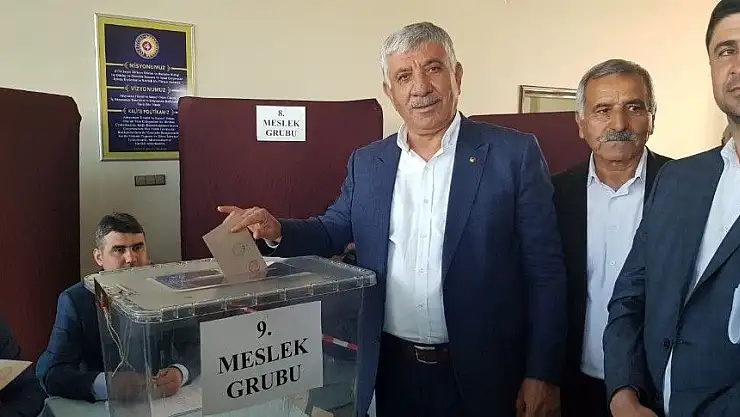 'Mustafa Uslu´nun `beyaz listesi´ ATSO seçiminden galip ayrıldı'