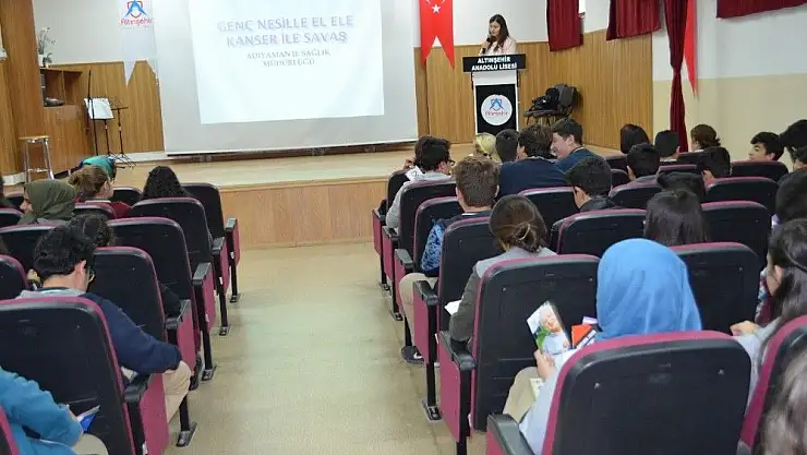 'Kanser ile ilgili bilgilendirme semineri verildi'