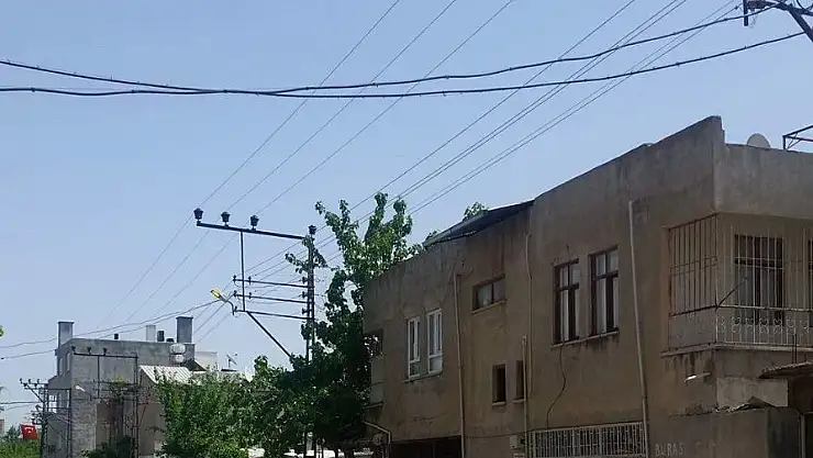 'Gündüz vakti açık bırakılan aydınlatma lambaları tepkiye neden oluyor'
