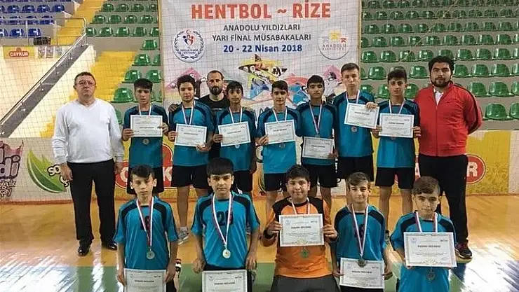 'Malatya takımı hentbolda grup birincisi oldu'