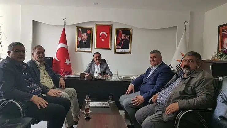 'Milletvekili Adayı Adayı Turanlı AK Parti teşkilatıyla bir araya geldi'