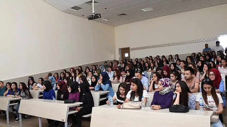 'Lise öğrencileri Adıyaman Üniversitesini gezdi'