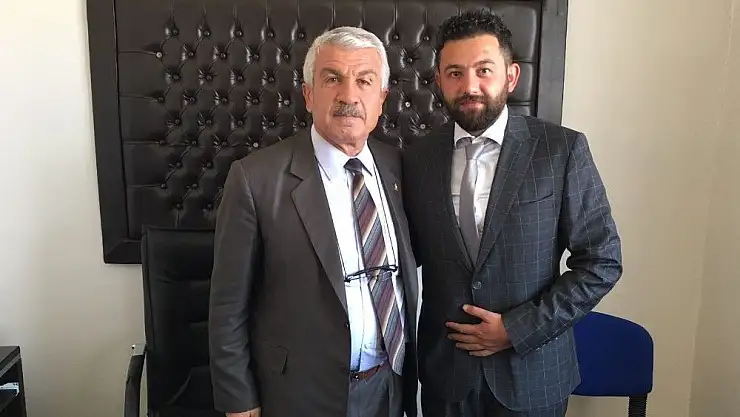 'Aday adayı Sandıkcı ilçeleri geziyor'