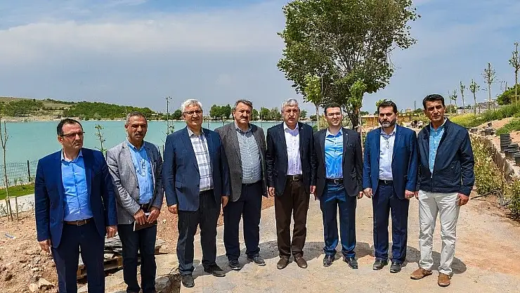 'Başkan Polat Hayvanat Bahçesini inceledi'