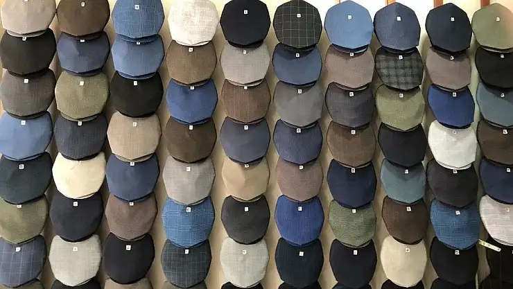 'CHP´li Erol´dan, İnce´ye Elazığ´a özgü 8 köşeli şapka'