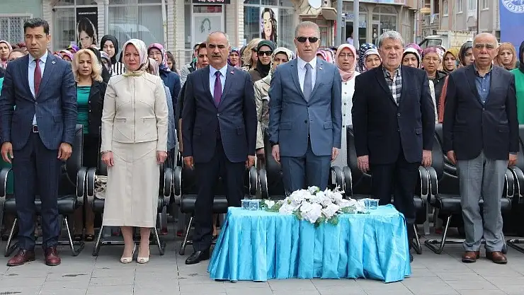 'HEM´den yıl sonu sergisi'