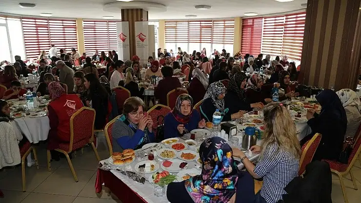 'Şehit anneleri kahvaltıda buluştu'