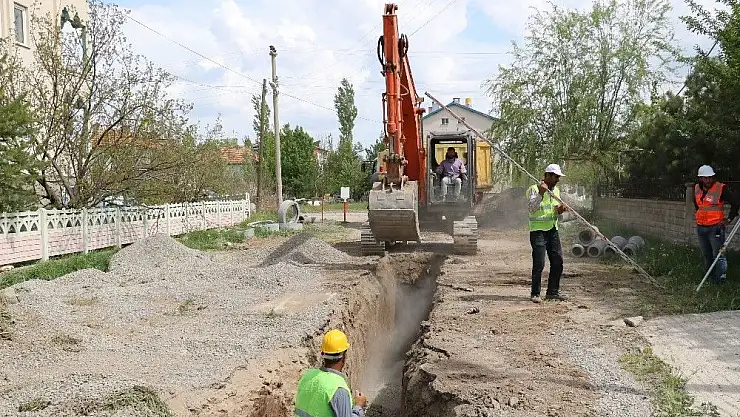 'Şarkışla´da içme suyunun temiz hale getirilmesi için alt yapı yenileniyor'