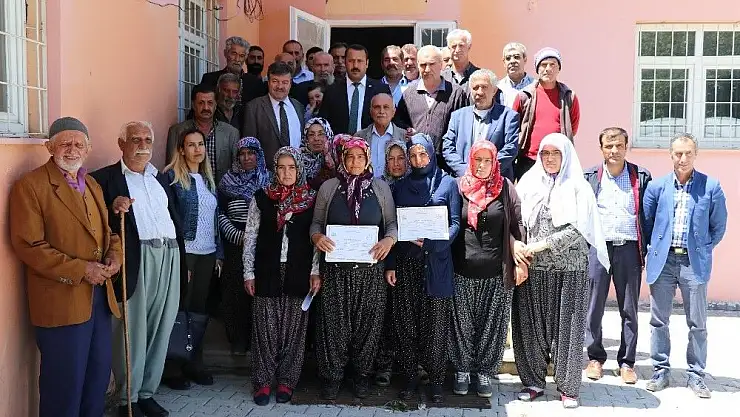 'Elazığ´da 48 kursiyer sertifikalarını aldı'