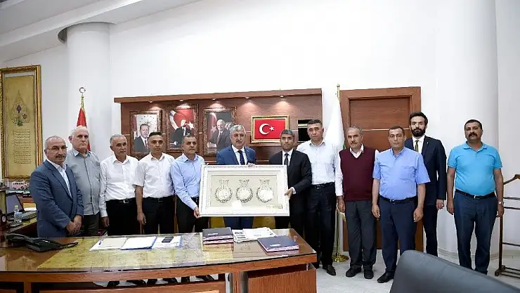 'Polat´a hayırlı olsun ziyaretleri sürüyor'