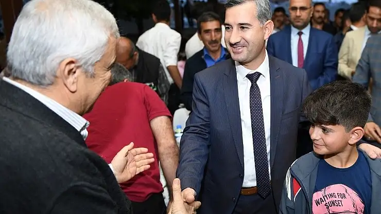 'Başkan çınar personelleri iftarda ağırladı'