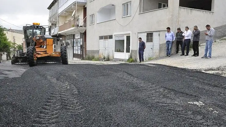 'Doğalgazla bozulan yollar onarılıyor'