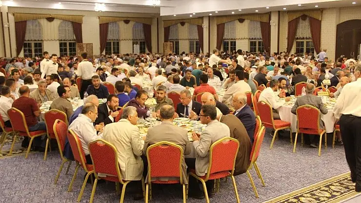 'ERTV- ERSAN´ın geleneksel iftar programına yoğun katılım'