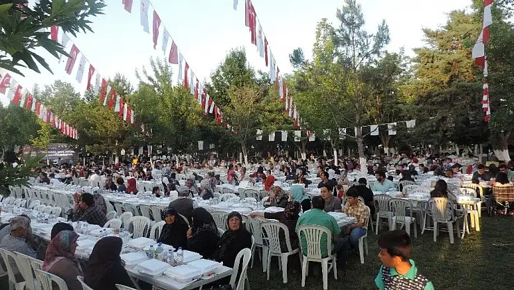 'Kahramanmaraş´ta 3 bin kişiye iftar yemeği'