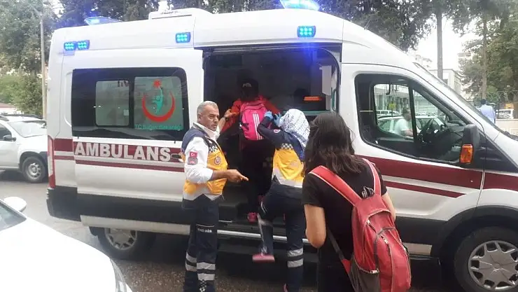 'Otomobilin çarptığı çocuk yaralandı'