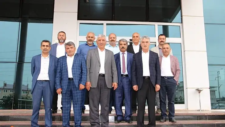 'Başkan Uslu´ya `hayırlı olsun´ ziyareti'