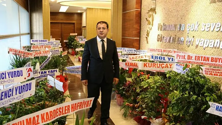 'Çiçeklerin geliri şehit ailelerine bağışlandı'