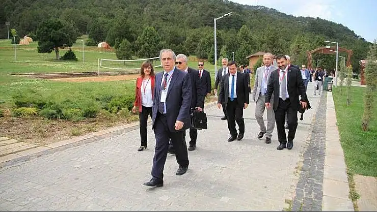 'Rektör Kızılay 244. ÜAK toplantısına katıldı'