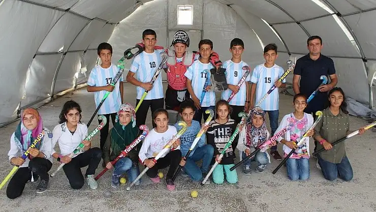 'Deprem çadırlarından Türkiye şampiyonluğuna'
