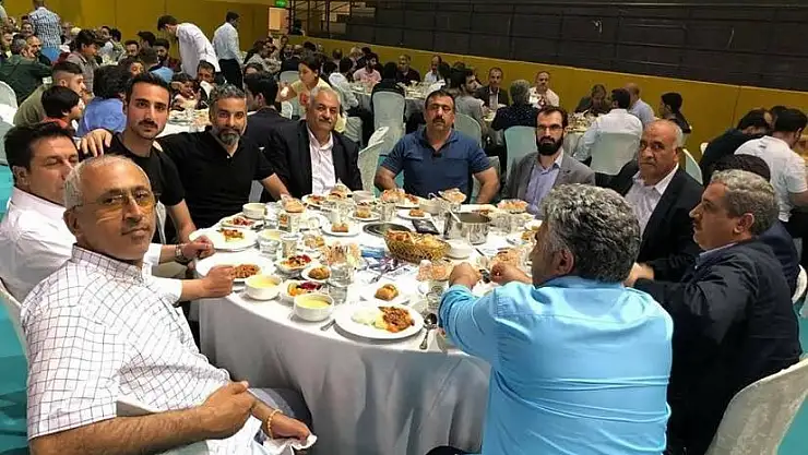 'Gaziosmanpaşa´daki Malatyalılar iftar yemeğinde buluştu'