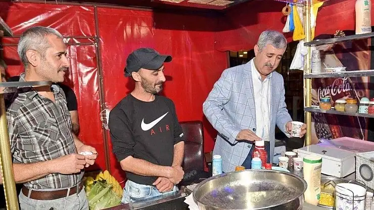 'Başkan Polat esnafları ziyaret etti'