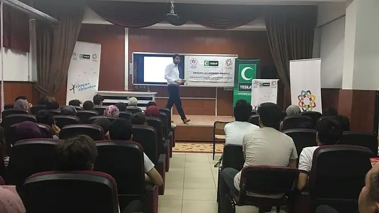 'Öğrencilere teknoloji ve madde bağımlılığı anlatıldı'
