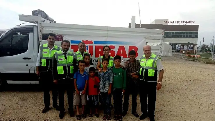 'TÜRSAB´tan Samsatlı depremzedelere yardım'