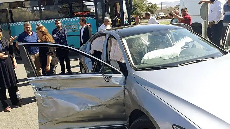 'AK Parti Milletvekili Adayı Öçal, trafik kazası geçirdi'