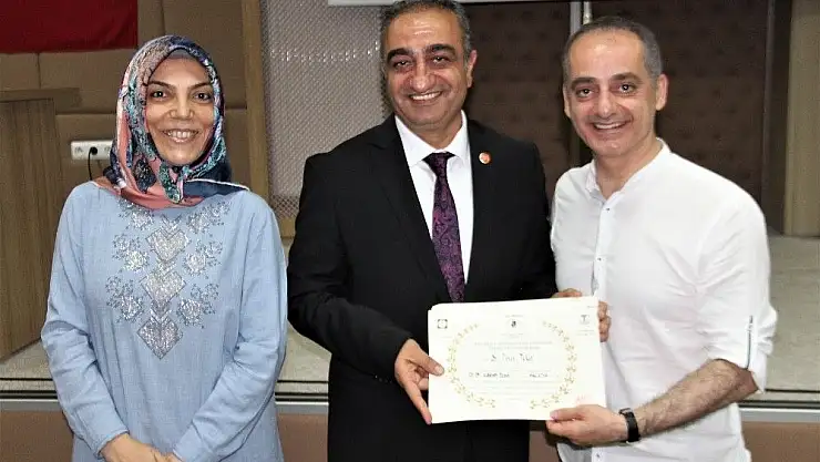 'Elazığ´da 71 sağlık personeli sertifikalarını aldı'